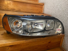 Laden Sie das Bild in den Galerie-Viewer, Frontscheinwerfer Volvo S60 V70 Rechts Scheinwerfer Headlight SCH5662290326lz