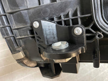 Laden Sie das Bild in den Galerie-Viewer, Frontscheinwerfer Mercedes-Benz W206 A2069068204 LED Rechts Headlight SCH4424176393qz