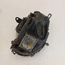 Laden Sie das Bild in den Galerie-Viewer, Frontscheinwerfer Mini R57 162705 Xenon Rechts Scheinwerfer Headlight SCH9774925519sc