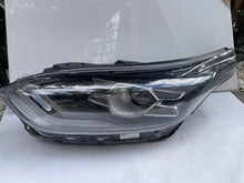 Laden Sie das Bild in den Galerie-Viewer, Frontscheinwerfer Hyundai III Ceed 92101J7100 LED Links Scheinwerfer Headlight