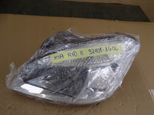 Load image into Gallery viewer, Frontscheinwerfer Kia Rio II 921011G0L Links Scheinwerfer Headlight