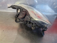 Laden Sie das Bild in den Galerie-Viewer, Frontscheinwerfer Citroën C5 III 9674398380 Links Scheinwerfer Headlight