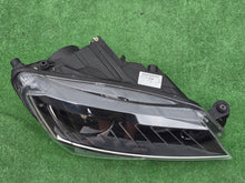 Laden Sie das Bild in den Galerie-Viewer, Frontscheinwerfer Skoda Superb III 3V1941016A Xenon Rechts Headlight