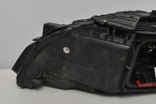 Laden Sie das Bild in den Galerie-Viewer, Frontscheinwerfer Peugeot 308 98516735 Rechts Scheinwerfer Headlight