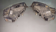 Laden Sie das Bild in den Galerie-Viewer, Frontscheinwerfer VW Passat 89315535 Ein Satz Scheinwerfer Headlight SCH5709410347fp