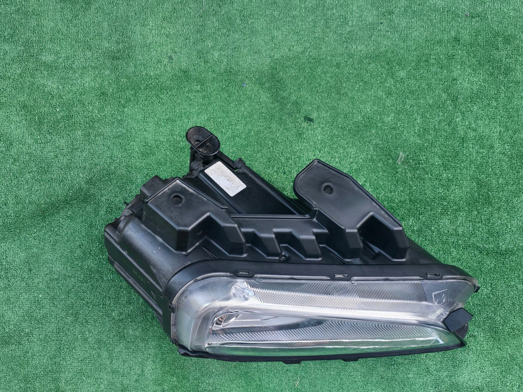 Frontscheinwerfer Hyundai Kona Rechts Scheinwerfer Headlight SCH6852358096qb