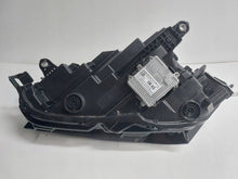 Laden Sie das Bild in den Galerie-Viewer, Frontscheinwerfer Skoda Superb 3P1941016 Full LED Rechts Scheinwerfer Headlight SCH4043848553ee