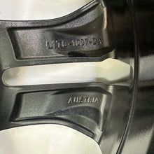 Laden Sie das Bild in den Galerie-Viewer, 1x Alufelge 17 Zoll 7.0&quot; 5x108 47,5ET Glanz Schwarz L1TC-1007-DA Ford Puma