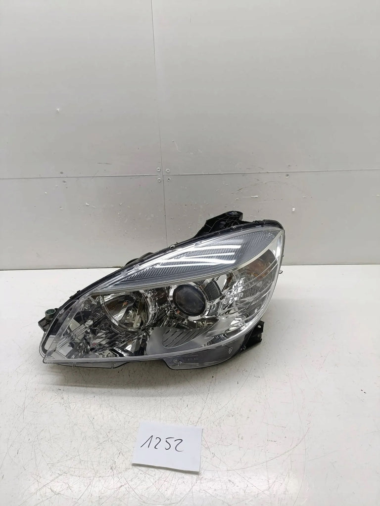 Frontscheinwerfer Mercedes-Benz W204 A2048208761 Links Scheinwerfer Headlight SCH9344061054vp