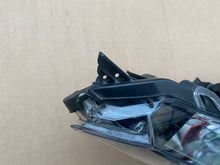 Laden Sie das Bild in den Galerie-Viewer, Frontscheinwerfer Toyota Corolla LED Rechts Scheinwerfer Headlight SCH7432654185fl