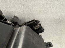 Laden Sie das Bild in den Galerie-Viewer, Frontscheinwerfer VW Golf VII Sportsvan I 517941032B Rechts Headlight SCH3840097509do