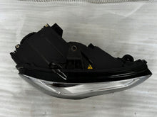 Load image into Gallery viewer, Frontscheinwerfer Audi A3 8V0941006 Xenon Rechts Scheinwerfer Headlight