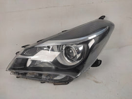 Frontscheinwerfer Toyota Yaris Ein Stück (Rechts oder Links) Headlight SCH5598300293qq