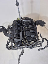 Laden Sie das Bild in den Galerie-Viewer, Motor Audi VW A4 B8 CAB 1.8 TFSI Benzin Engine Komplett
