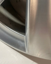 Load image into Gallery viewer, 1x Alufelge 17 Zoll 7.0" 5x108 YP00064180 Opel Grandland X Rim Wheel FEL2511741855ef