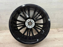 Laden Sie das Bild in den Galerie-Viewer, 1x Alufelge 19 Zoll 8092356 BMW 1 F40 Rim Wheel FEL2078492855az