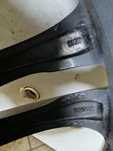 Load image into Gallery viewer, 1x Alufelge 19 Zoll 9.0" 5x120 42ET 7847544 BMW 1 Rim Wheel FEL6854721951ff