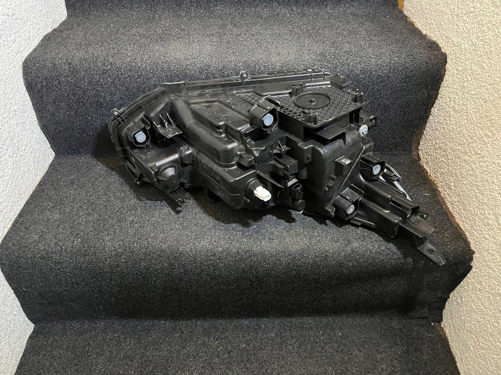 Frontscheinwerfer Toyota Yaris Cross Ein Stück (Rechts oder Links) Headlight SCH6523758750xh