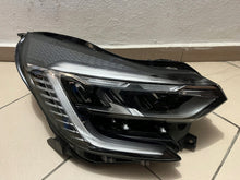 Laden Sie das Bild in den Galerie-Viewer, Frontscheinwerfer Renault Captur II 260104525R Full LED Rechts Headlight