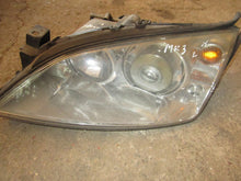 Load image into Gallery viewer, Frontscheinwerfer Ford Mondeo Xenon Ein Stück (Rechts oder Links) Headlight