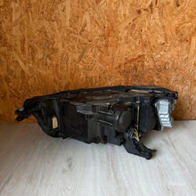 Load image into Gallery viewer, Frontscheinwerfer VW T-Roc 2GA941006F 2GA941005F Ein Stück (Rechts oder Links)