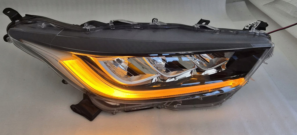 Frontscheinwerfer Toyota Yaris Full LED Rechts Scheinwerfer Headlight SCH5128123993um
