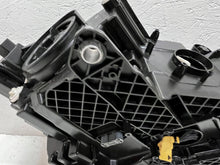 Load image into Gallery viewer, Frontscheinwerfer Skoda Superb 3V1941015A Xenon Links Scheinwerfer Headlight SCH1634355337yv