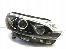 Laden Sie das Bild in den Galerie-Viewer, Frontscheinwerfer Toyota Proace 9808237480 Xenon Rechts Scheinwerfer Headlight SCH1884777481lx