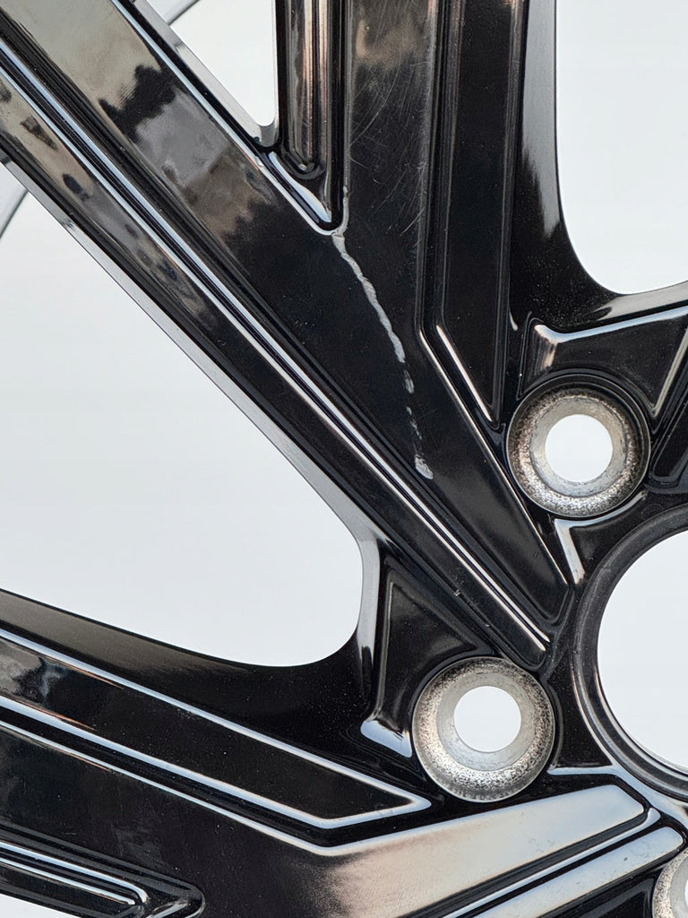 1x Alufelge 18 Zoll 7.5" 5x112 51ET 5H0601025M VW Golf Viii Rim Wheel