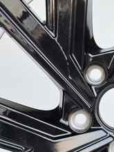 Load image into Gallery viewer, 1x Alufelge 18 Zoll 7.5&quot; 5x112 51ET 5H0601025M VW Golf Viii Rim Wheel