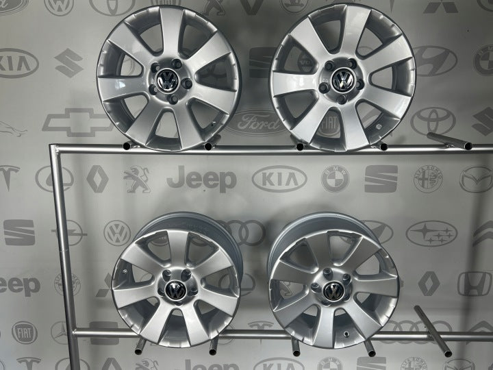 4x Alufelge 16 Zoll 6.5" 5x112 33ET 5N0601025A VW Tiguan Rim Wheel FEL7040025299gt