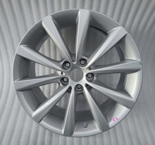 Load image into Gallery viewer, 1x Alufelge 18 Zoll 8.0" 5x112 30ET Glanz Silber 6867338 BMW 5 G31 G30 G11 G12 FEL2507663614xo