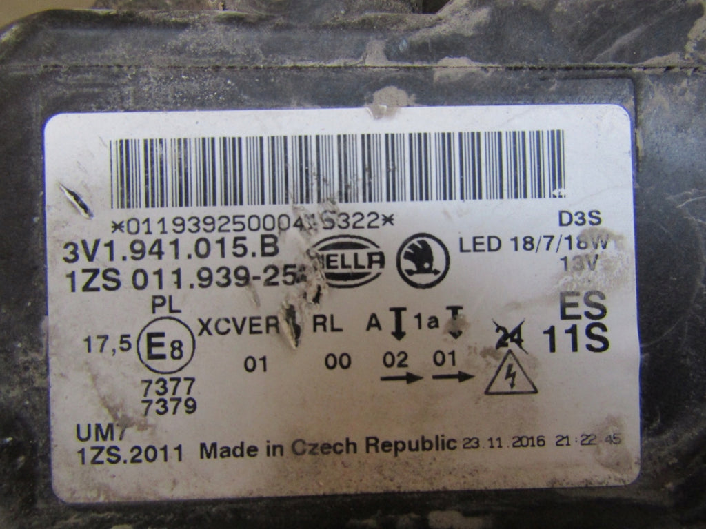 Frontscheinwerfer Skoda Superb III 3V1941015B Xenon Links Scheinwerfer Headlight