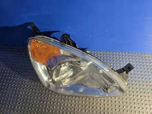 Laden Sie das Bild in den Galerie-Viewer, Frontscheinwerfer Honda Cr-V Crv I II 33100-SCA-G010-M1 Rechts Headlight SCH5124482696fc
