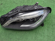 Load image into Gallery viewer, Frontscheinwerfer Mercedes-Benz W166 A1668202859 Bi-Xenon Links Headlight