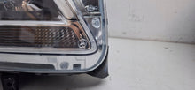 Load image into Gallery viewer, Frontscheinwerfer Mercedes-Benz W166 A1668202461 Rechts Scheinwerfer Headlight