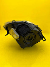 Laden Sie das Bild in den Galerie-Viewer, Frontscheinwerfer Mini Countryman R60 9801039-04 Xenon Links Headlight SCH6383498446ps