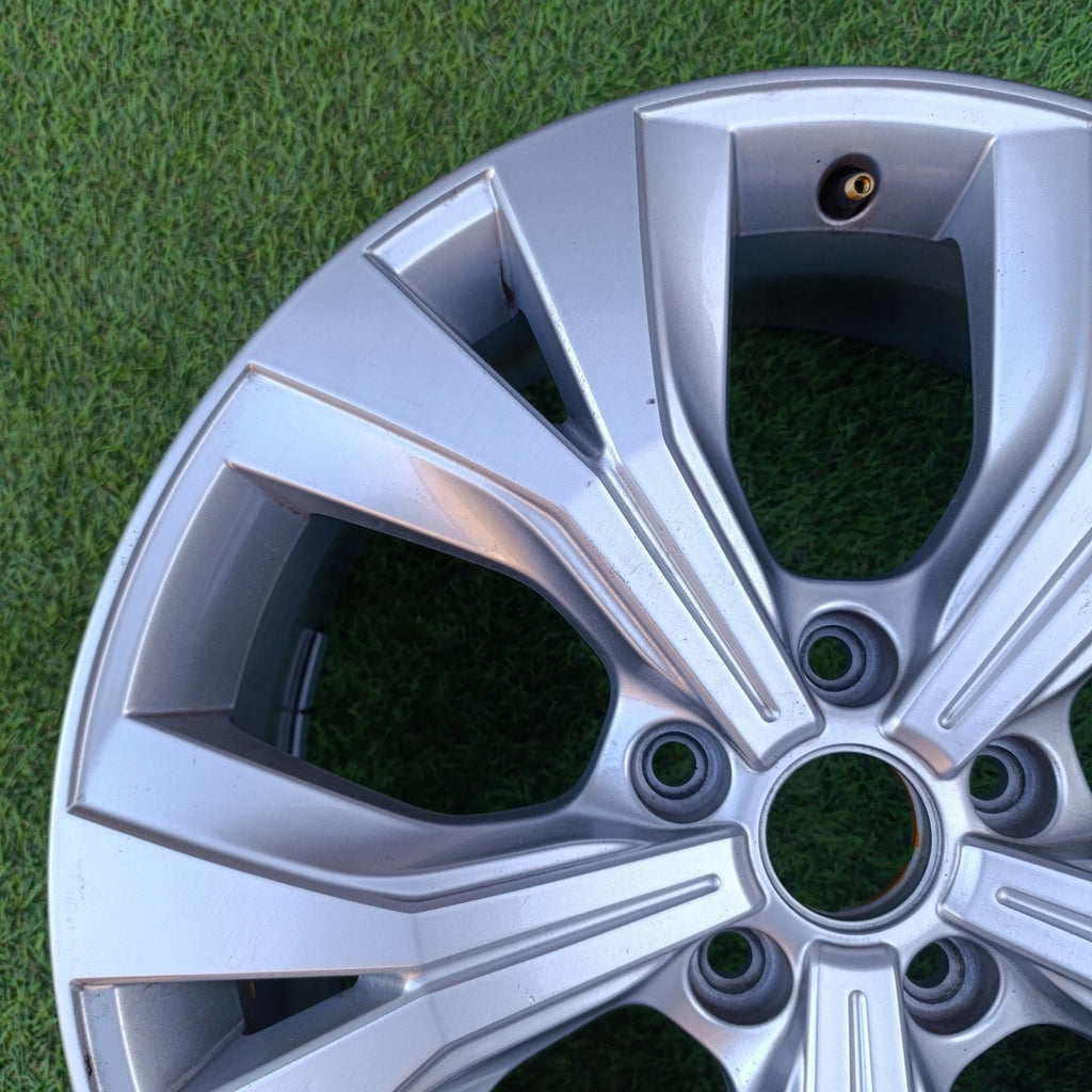 1x Alufelge 18 Zoll 7.0" 5x112 575601025AB Seat Ateca Rim Wheel FEL1383143056uc