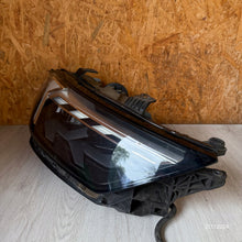 Laden Sie das Bild in den Galerie-Viewer, Frontscheinwerfer Audi A1 Ein Satz Scheinwerfer Headlight SCH1818707669zg