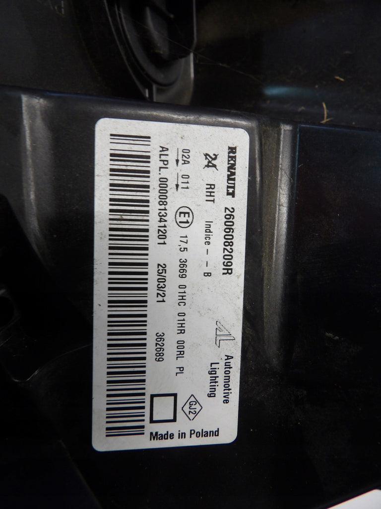 Frontscheinwerfer Dacia Duster 260100156R 260608209R Rechts oder Links