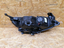 Load image into Gallery viewer, Frontscheinwerfer Opel Astra 13374517LH Xenon Links Scheinwerfer Headlight SCH8921963515eu