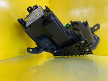 Laden Sie das Bild in den Galerie-Viewer, Frontscheinwerfer Maserati Ghibli 10L1-T2 Xenon Links Scheinwerfer Headlight SCH1258692229hq