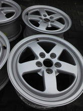 Load image into Gallery viewer, 4x Alufelge 16 Zoll 7.5&quot; 5x112 35ET Glanz Silber 8W0601025 Audi A4 B9 Rim Wheel