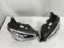Laden Sie das Bild in den Galerie-Viewer, Frontscheinwerfer Mercedes-Benz W213 A2139067609 A2139067509 Rechts oder Links SCH6482242977im