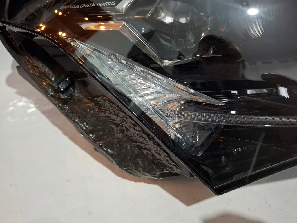 Frontscheinwerfer Skoda Enyaq 5LB941016H LED Rechts Scheinwerfer Headlight SCH7895955357rn