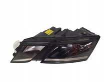 Laden Sie das Bild in den Galerie-Viewer, Frontscheinwerfer Skoda Octavia 5E1941015 Vorderseite Scheinwerfer Headlight SCH1349535042oh