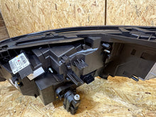 Laden Sie das Bild in den Galerie-Viewer, Frontscheinwerfer Renault Clio I 5 260103507R Rechts Scheinwerfer Headlight SCH3510981488re