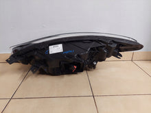 Laden Sie das Bild in den Galerie-Viewer, Frontscheinwerfer Renault Captur 260107919R LED Rechts Scheinwerfer Headlight