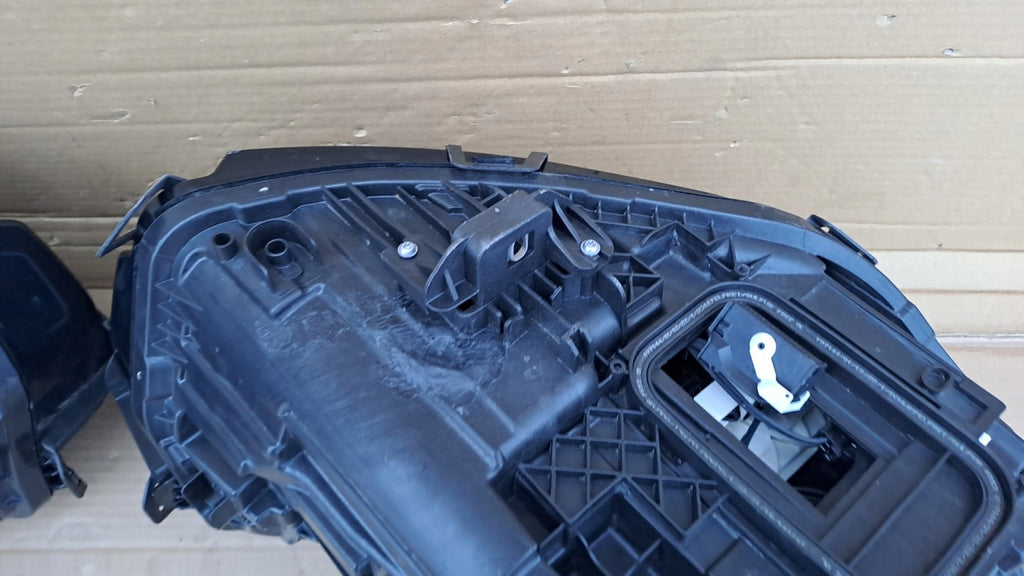 Frontscheinwerfer Mercedes-Benz Eqa Eqb A2439068900 A2439069000 LED Ein Satz SCH1973633394vw