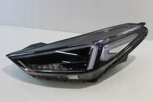 Laden Sie das Bild in den Galerie-Viewer, Frontscheinwerfer Hyundai Tucson 92101D7700 FULL LED Links Headlight